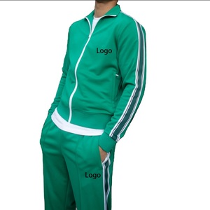 Sweat-shirt de jogging pour hommes en polyester avec logo personnalisé Ensemble pantalon à capuche zippée et à manches longues Vêtements d'extérieur solides pour l'hiver Survêtements personnalisables - Product Image 1