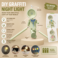 Lampe LED de chevet/bureau mignonne à piles, motif robot dessin animé, support magnétique, design graffiti DIY, idéale pour la nuit - Nouveauté très prisée