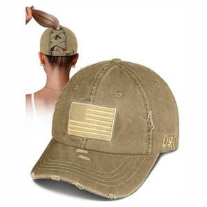 Casquette de baseball pour femme avec queue de cheval ajustable et dos croisé pour un port quotidien - Product Image 1