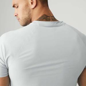 Camiseta atlética de secado rápido para hombre, camiseta de fitness de manga corta que absorbe la humedad para gimnasio, correr y deportes, estirable - Product Image 2