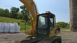 รถขุดตีนตะขาบ315C สำหรับแมวส่วนประกอบหลักได้แก่กระปุกเกียร์ปั๊มมอเตอร์เครื่องยนต์ - Product Image 6