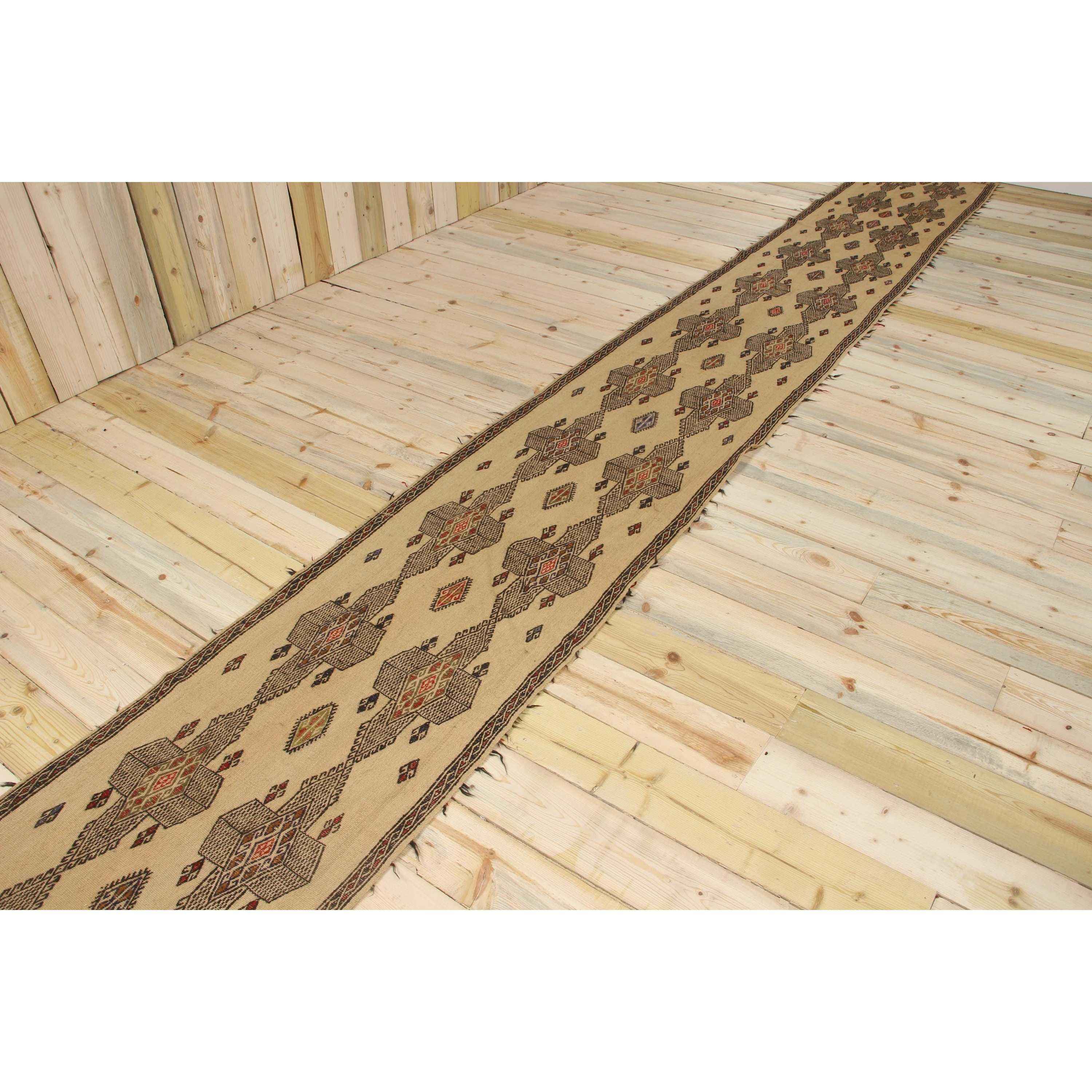 สีน้ำตาล