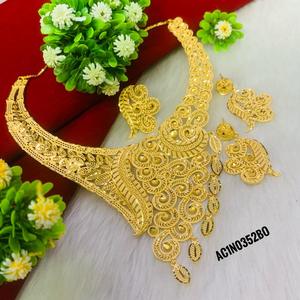 Conjunto de Collar Chapado en Oro, Nuevo Diseño - Product Image 4