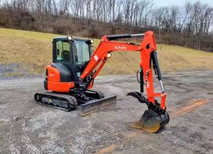 Excavadoras compactas mini Kubota U10 5 usadas de primera calidad con potente rendimiento hidráulico para la construcción - Product Image 2