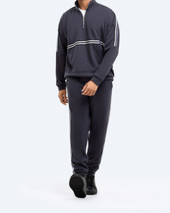 Chándal de ropa de calle de invierno para hombre de poliéster 100%, nuevo diseño, sudadera y pantalón con media cremallera de 2 piezas para clima frío - Product Image 3