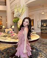La robe rose élégante en couches attire tous les regards fabriqués au Vietnam Personnalisable OEM/ODM