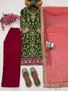 Costume Salwar Kameez pour femme en velours de viscose de style brodé, coupe ajustée, pour les occasions spéciales, les mariages d'hiver, les Diwali, les fêtes, les mariages indiens - Product Image 2