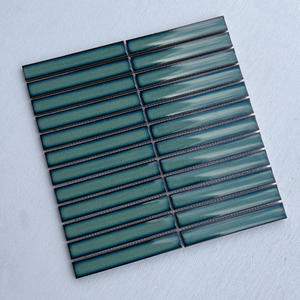 بلاط سيراميك موزاييك لامع شعبي رائج البيع بتصميم شريط أخضر 6 مم للديكور المنزلي - Product Image 1