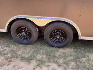 Remolques / Remolque Cerrado Rock Solid Cargo 2025 de 8.5'x24' con 10k de Capacidad y 6'' de Altura Adicional - Product Image 4