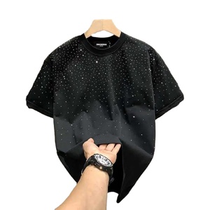 Camiseta de Hombre de Algodón con Cuello Redondo, Corte Regular, Tejido Estampado, Moda Casual, Manga Corta, Suave, Transpirable, Moderna y Elegante para Uso Diario - Product Image 2