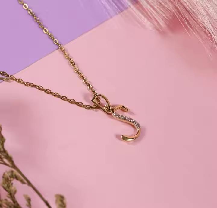 Graceful & Beautiful S-Alphabet Pendant Necklace for Women 18k Rose Gold Stylish Letter Charm Perfect Gift for Her