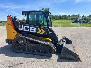 ใช้งานค่อนข้างดีและรถตักขนาดกะทัดรัด JCB 3TS-8T - Product Image 2