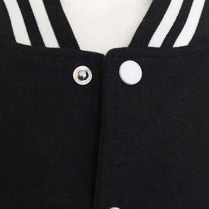 Vente en gros veste Letterman couleur unie vierge style collège rue avant personnalisable imperméable respirant pour hommes unisexe nouvelle mode - Product Image 4