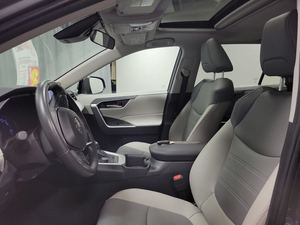 PRÊT À EXPÉDIER – Toyota RAV4 Hybride XLE Premium AWD 2025 à vendre - Product Image 6