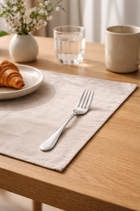 Fourchette de table en acier inoxydable durable Mr.Spoon Serie 18/0, compatible lave-vaisselle, manche monobloc pour usage domestique et en restaurant - Product Image 3