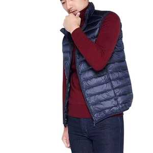 Gilet matelassé noir avec logo personnalisé en gros Gilet matelassé avec fermeture éclair Gilet matelassé respirant avec poches latérales en gros - Product Image 2