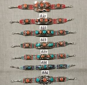 Nuevas pulseras de metal blanco Pulseras - Product Image 2