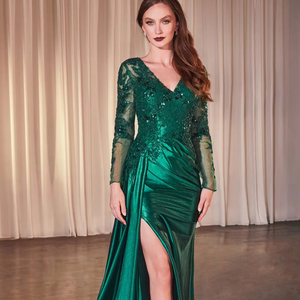 Robe de soirée en satin A-Line pour femmes élégantes avec fente latérale perlée pailletée pour les dîners et les fêtes de luxe - Product Image 1