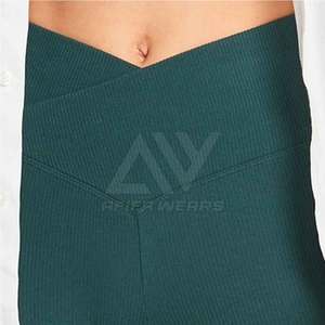 Leggings de yoga fitness personnalisés de haute qualité pour femmes avec logo pantalon moulant à motif solide - Product Image 6