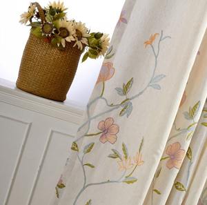 Nouveau style rideaux occultants modernes à imprimé floral personnalisables en coton et soie, résistants à la poussière, pour lucarnes, avec coutures - Product Image 3