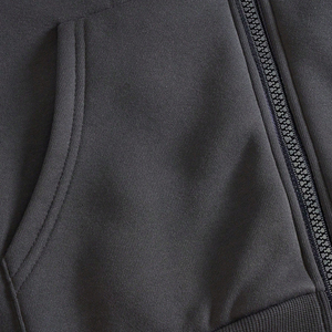 Veste à capuche unisexe en jean noir personnalisé avec logo frontal, fermeture éclair, coupe oversize, hiver, éco-responsable, premium, décontractée, streetwear, vêtement d'extérieur - Product Image 6