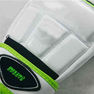 Guantes MMA de cuero genuino con logotipo personalizado Guantes MMA para jóvenes Guantes MMA de medio dedo - Product Image 5