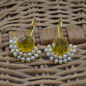 Pendientes colgantes de piedra de latón chapados en oro hechos a mano de última moda, Pendientes chapados en oro de piedra, joyería de moda para mujer, pendientes para mujer - Product Image 1