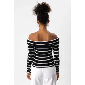 เสื้อเบลาส์แขนยาวทรงเข้ารูปเปิดไหล่ - Product Image 5