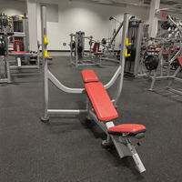 Banc de musculation inclinable commercial pour l'entraînement des pectoraux, station de barre supérieure, support multi-niveaux pour rangement de plaques, équipement de gym en acier Q235