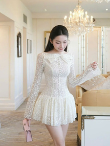 Vestido de encaje blanco floral de lujo de alta calidad/elegante vestido de encaje blanco suave para mujer. OEM/ODM personalizado hecho en Vietnam - Product Image 5