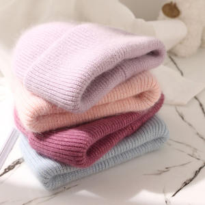 Gorros de Punto Jacquard al por Mayor, Gorro de Invierno para Mujer, Gorro Grueso de Tres Pliegues, Cálido y Sólido, Diseño OEM - Product Image 4