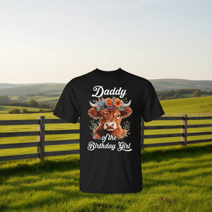 T-shirt per famiglie Highland Cow Farm 'Daddy of the Birthday Girl' - Idea regalo promozionale - Product Image 3