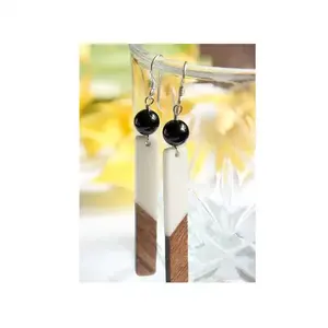 Boucles d'oreilles pendantes en résine faites à la main Bijoux de mode avec des oreilles élégantes pour l'artisanat - Product Image 3