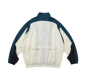 Chaqueta Cortavientos Ligera Personalizada OEM de Nailon Arrugado con Cremallera para Hombre, Chaqueta Deportiva para Correr con Estampado, Impermeable y Cortavientos para Adultos - Product Image 2