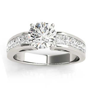 Anillo de Compromiso de Oro Blanco de 18K con Diamante Corte Princesa de 1.00ct - Product Image 1