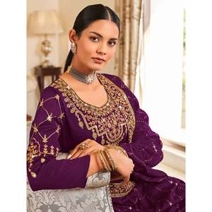 Precioso Traje Salwar Bordado en Vichitra Morado, Traje de Fiesta para Mujer - Product Image 2
