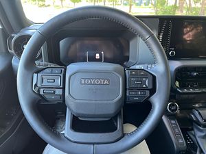 Toyota Land Cruiser 1958 d'occasion, excellent état, offre exceptionnelle, prêt à être expédié - Product Image 2