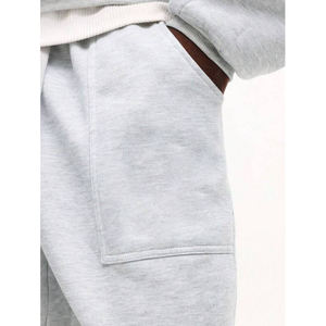 เสื้อฮู้ดดี้โอเวอร์ไซส์สีเทาผสมสำหรับผู้ชาย และกางเกงแทรคสูทเข้าชุด ผลิตแบบ ODM Trackstar OEM แบรนด์ส่วนตัว - Product Image 6