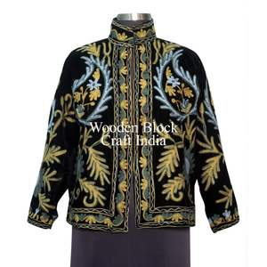 Chaqueta de Invierno Boho Vintage Hecha a Mano, Bordado Floral Suzani en Terciopelo Estampado, Ropa Exterior Étnica Chic para Mujer, Ropa de Fiesta - Product Image 6