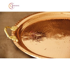 Plato para servir martillado de cobre de forma redonda hecho a mano, bandeja elegante de estilo Vintage, mango chapado en oro, platos para servir hechos a mano - Product Image 2
