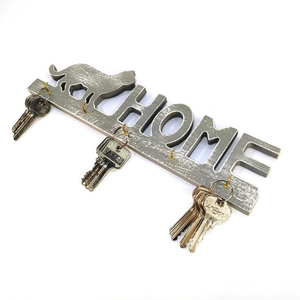 Great Quality Iron <b>Wall</b> <b>Mounted</b> <b>Key</b> Holder With 4 Hooks Decorative <b>Key</b> Shaped Organizer Rack For Indoor And Home Decor - Product Image 2