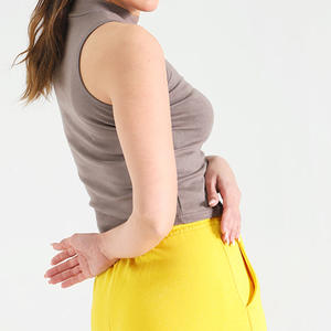 Camisetas sin mangas holgadas personalizadas al por mayor para mujer, camisetas informales sin mangas de verano de talla grande, camisetas cómodas y ligeras con cuello redondo 2025 - Product Image 2