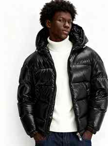 Chaqueta Casual de Invierno para Hombre, con Capucha y Logotipo Frontal, Cuello Alto, Color Sólido, 100% Poliéster, Impermeable, Cortavientos y Transpirable - Product Image 4