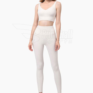 Ensemble de yoga pour femmes avec logo personnalisé Vêtements respirants à séchage rapide avec motif solide Nouveau design en vente - Product Image 1