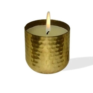 Ensemble de 2 bocaux à bougie en métal avec main dorée, Design de luxe, meilleure vente, Table, décor de noël - Product Image 3