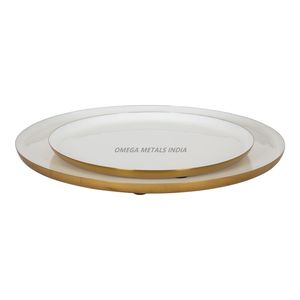 Plateau de service rond argenté élégant avec finition martelée et bords élégants, parfait pour servir des boissons et améliorer la décoration - Product Image 2
