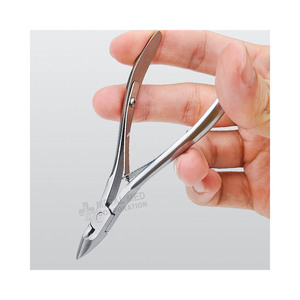 Podólogo: pinza de uñas curvada recomendada para personas mayores y diabéticos para un uso seguro y cómodo de los dedos - Product Image 4