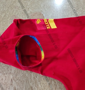 Uniformes de Jiu-Jitsu Brésilien de Haute Qualité Unisexe Tissu Ripstop Perlé 450 Gsm Logos et Écussons Personnalisés Ensemble MMA en Coton Durable - Product Image 5