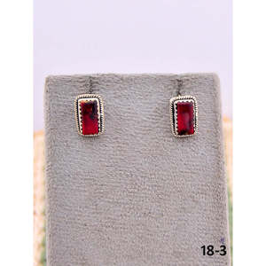 Pendientes de Plata de Ley con Dalia Rosa del Suroeste y Engaste de Bisel, Diseño Floral - Product Image 3