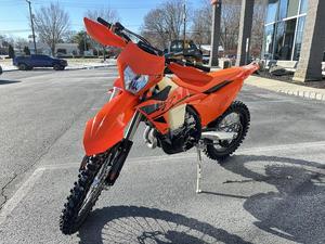 Motocicletas Enduro 450 XCFW 2025 Disponibles, Nuevas en Stock - Product Image 3